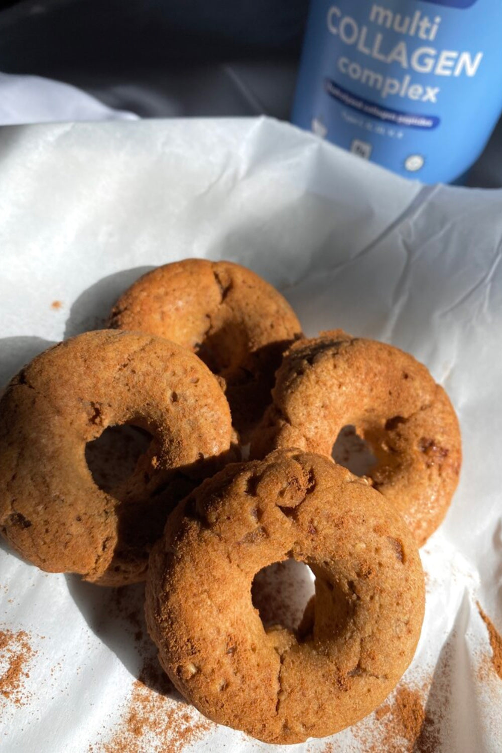 Multi Collagen Complex Caramel Apple Donuts, pictured beside Vitamin Bounty's Multi Collagen Compelx