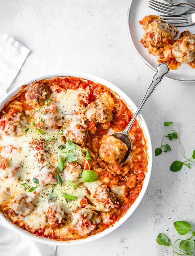 Italian Keto Meatballs topped with basil