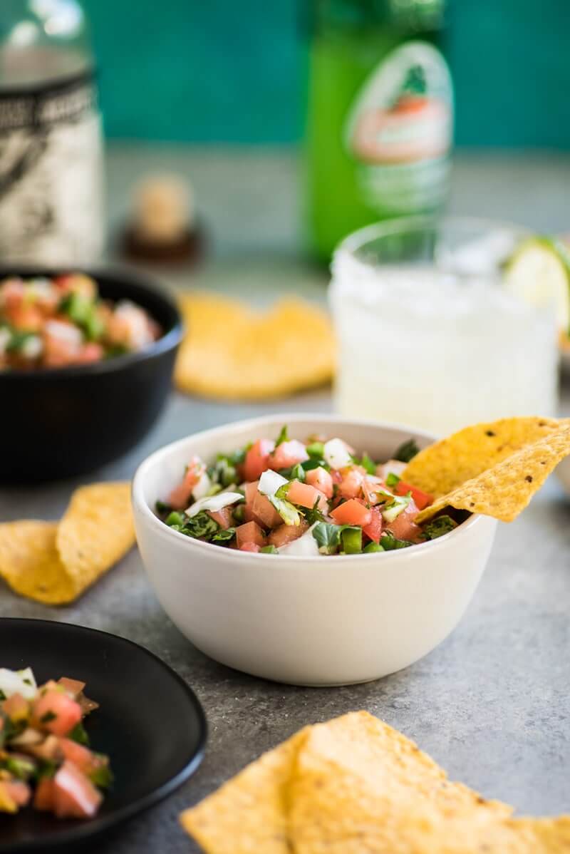 Pico De Gallo with tortila chips