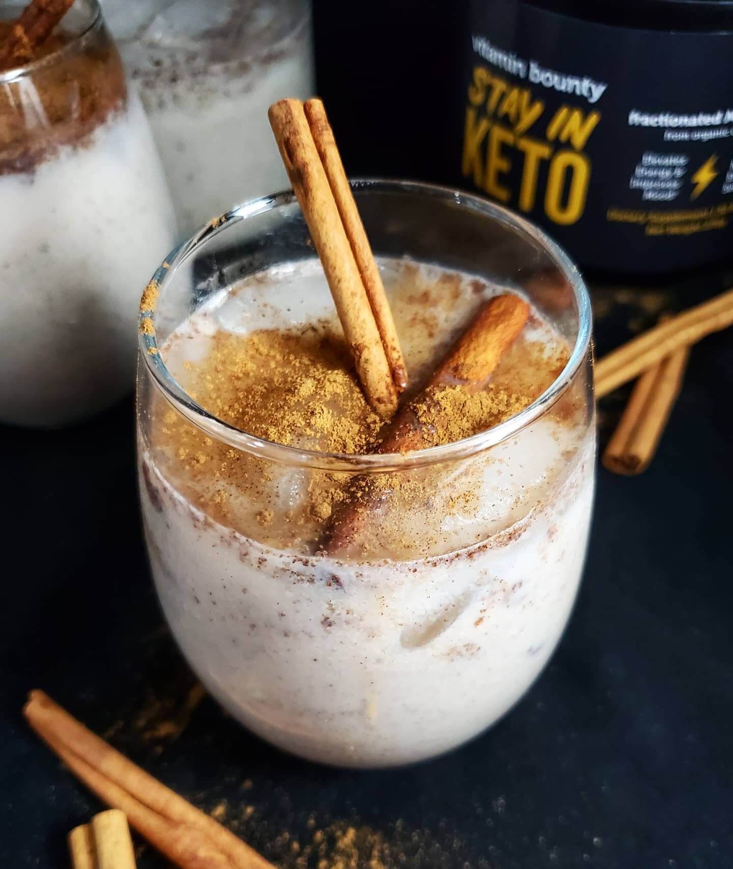Horchata in round glass topped with cinnamon made with Stay in Keto powder